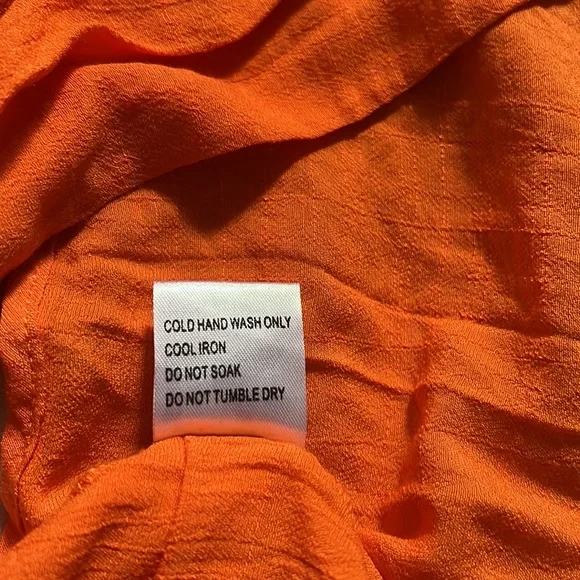 White Fox Long Sleeve Crop Top - Picture 4 of 5